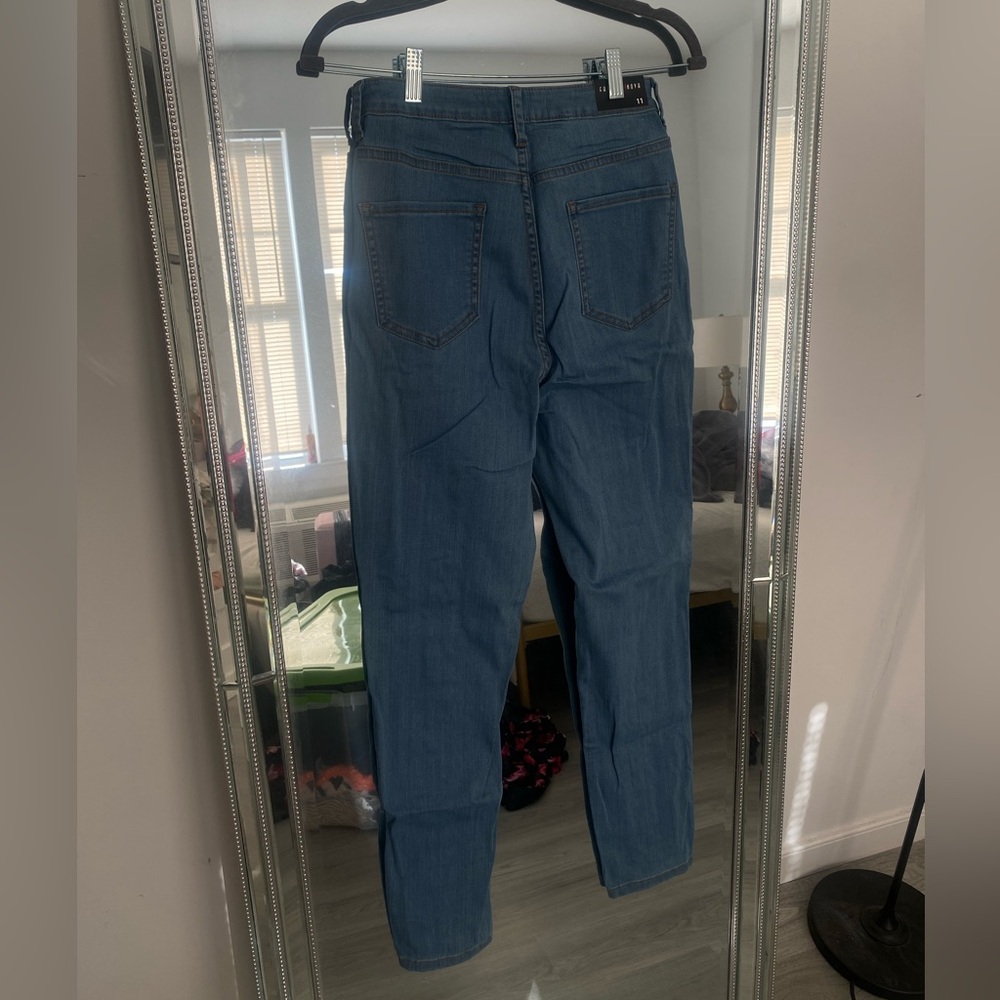 Lace-Up Jeans - Picture 5 of 8